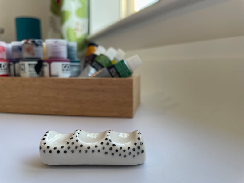 Ceramic Paintbrush Holder - Winter's Moon 