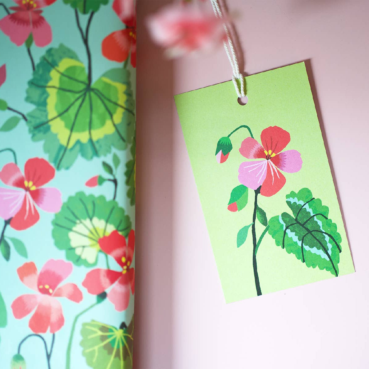 Gift Geranium 'Geranium' Pack of 6 Gift Tags | Winter's Moon – Winter's Moon Ltd.