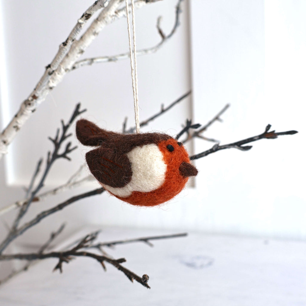 winter robin felt decoration