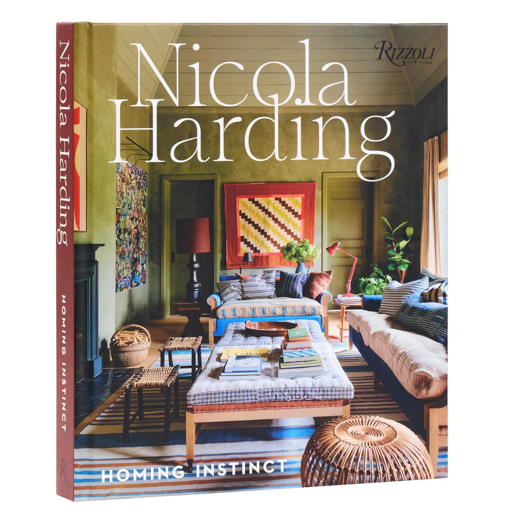 Book cover of 'Homing Instinct' by Nicola Harding with a living room scene on the cover.