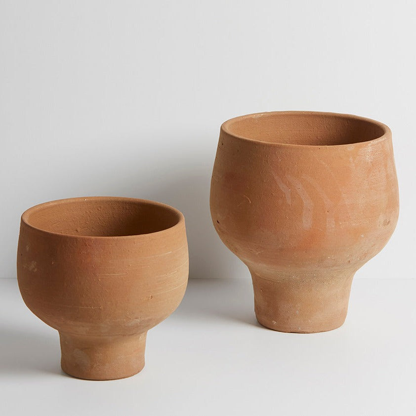 'Leg Round' Handmade Terracotta Plant Pot by Naman Project | Winter's Moon